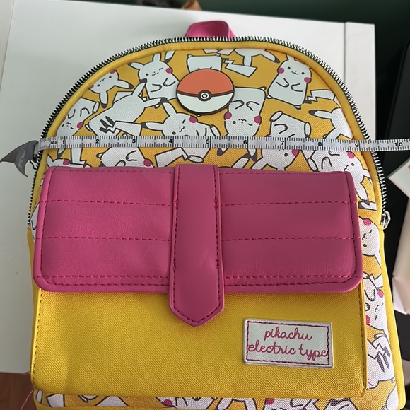 Nwt Pokémon Pikachu backpack - Picture 10 of 11